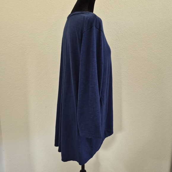 Chico's Deep Blue Size 3 Long Sleeve V-Neck Top - Picture 6 of 10